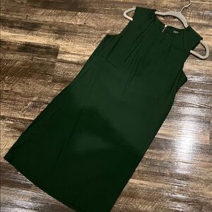 Elegant Green Sleeveless Dress